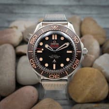 Omega Seamaster Diver 300M 007 Edition