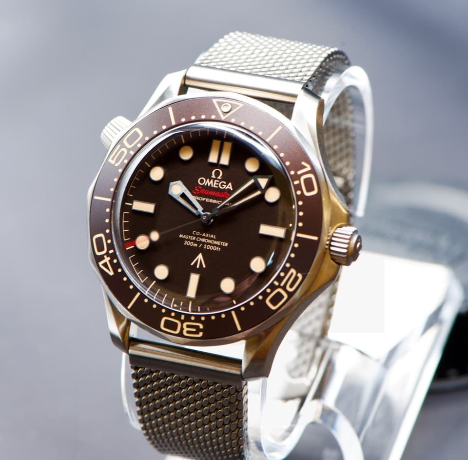 Omega Seamaster Diver 300M 007 Edition