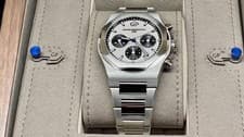 Girard-Perregaux Laureato Chronograph