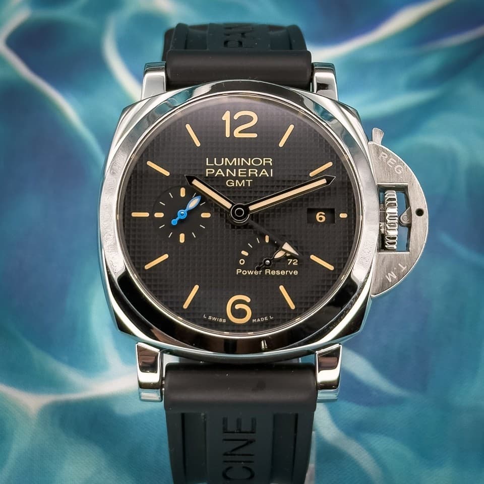 Panerai Luminor GMT
